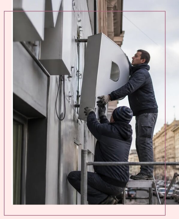 Изготовление и монтаж больших объемных букв в Владикавказе